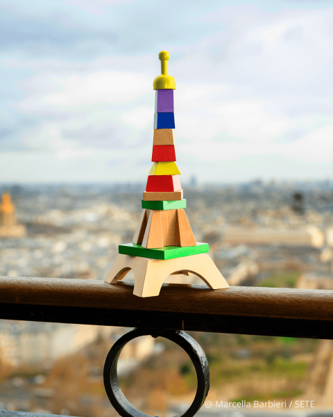 Torre Eiffel de madera apilable - Vilac