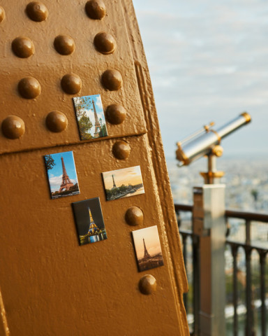 Eiffel Tower Grenelle View Magnet