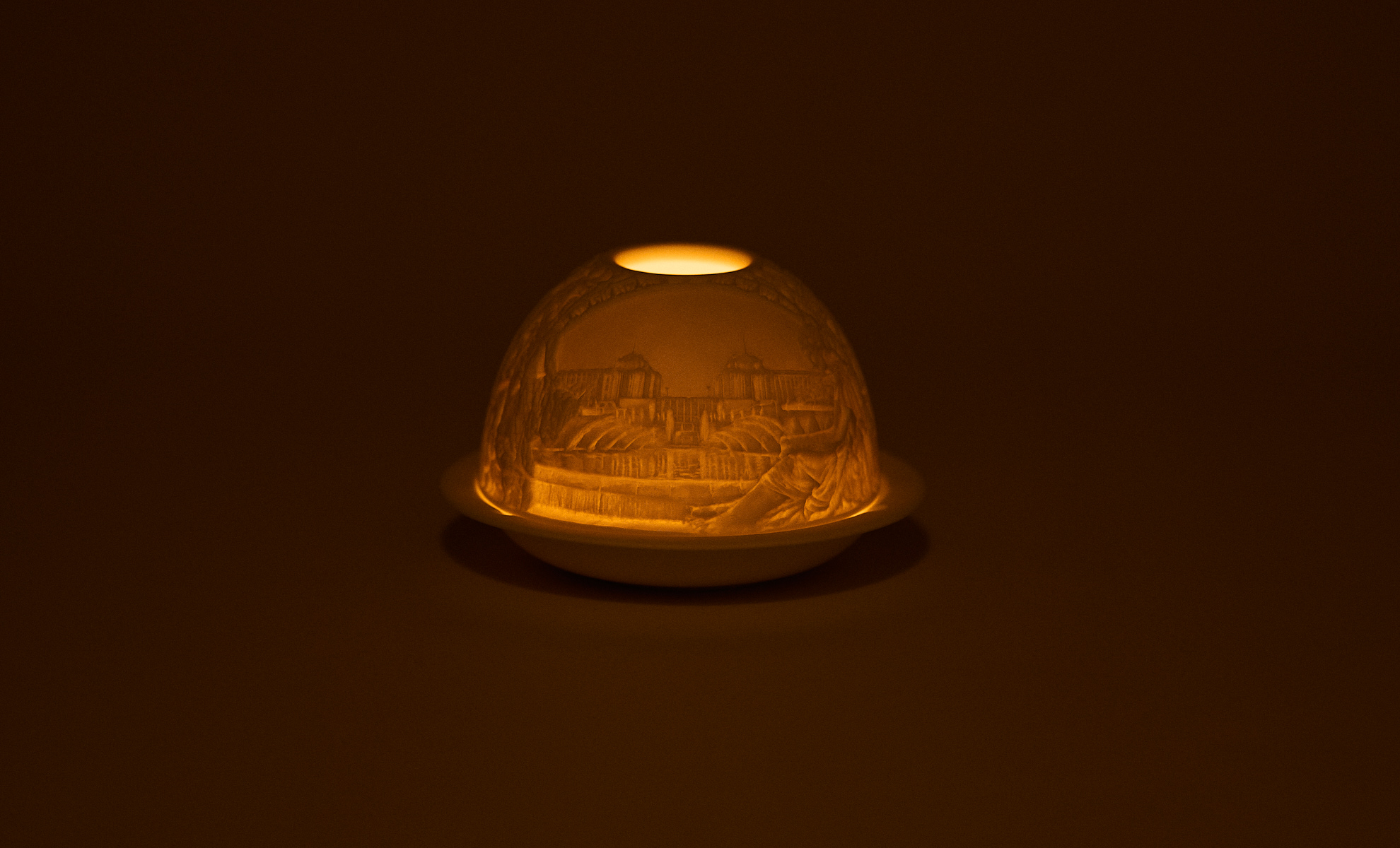 Lithophanie Porcelaine avec LED La tour Eiffel - BERNARDAUD
