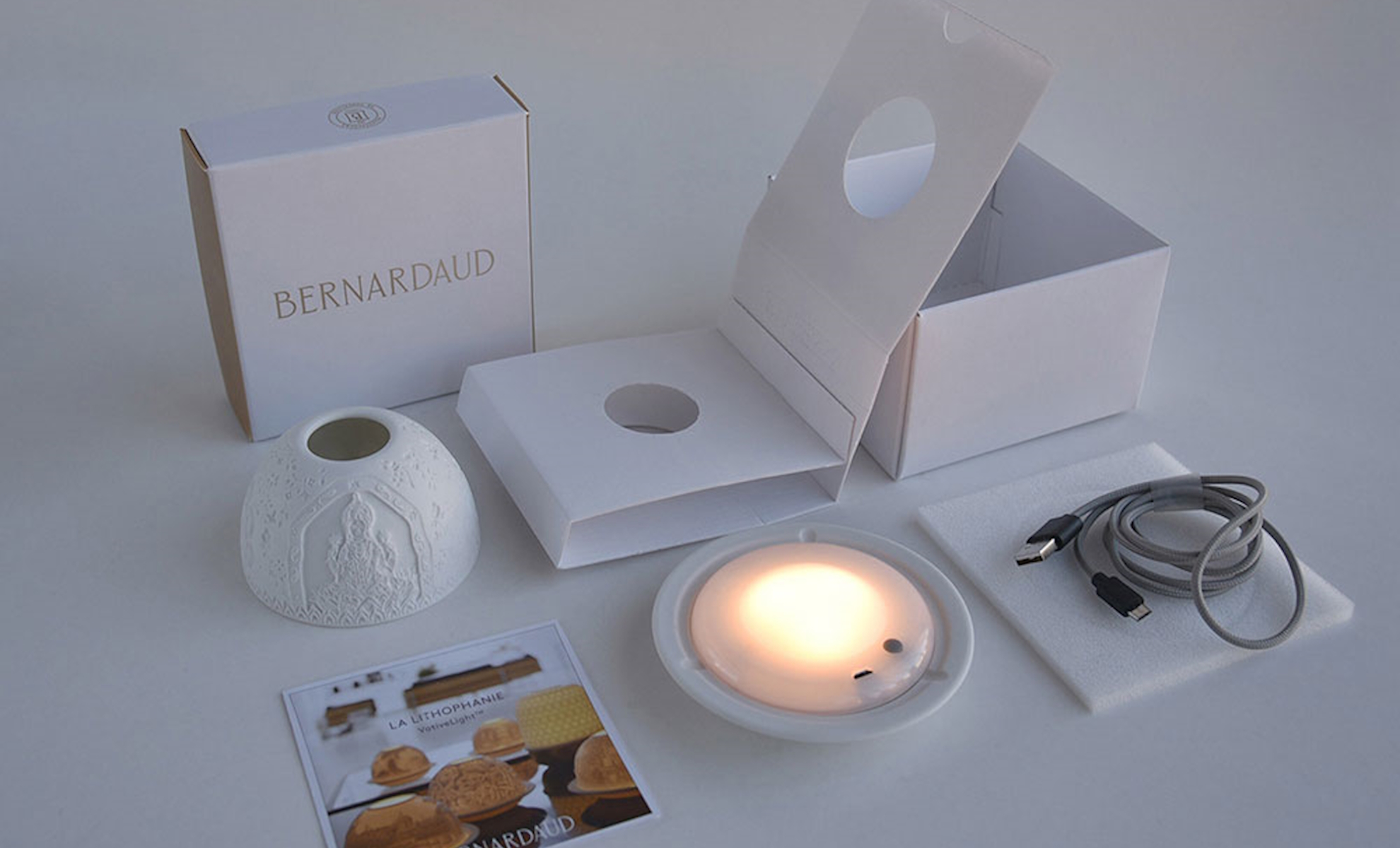 Lithophanie Porcelaine avec LED La tour Eiffel - BERNARDAUD